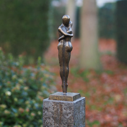 Bronzen beeld Modern liefdespaar 30x9x9cm