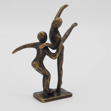 Bronzen beeld Klein modern danspaar 11x3x9cm