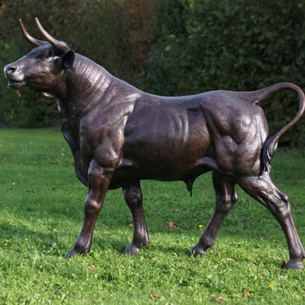 Bronzen beeld Stier 160x65x190cm 115kg