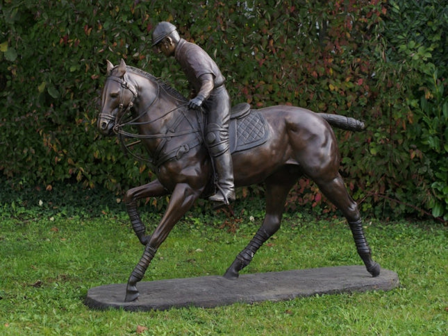 Bronzen beeld Polo speler 152x65x180cm 137kg