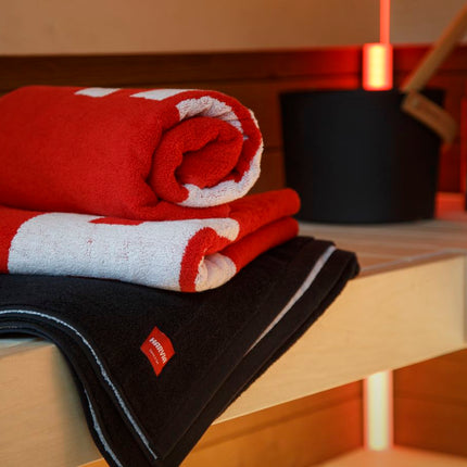 Tuindeco Handdoek Harvia 70x140cm rood