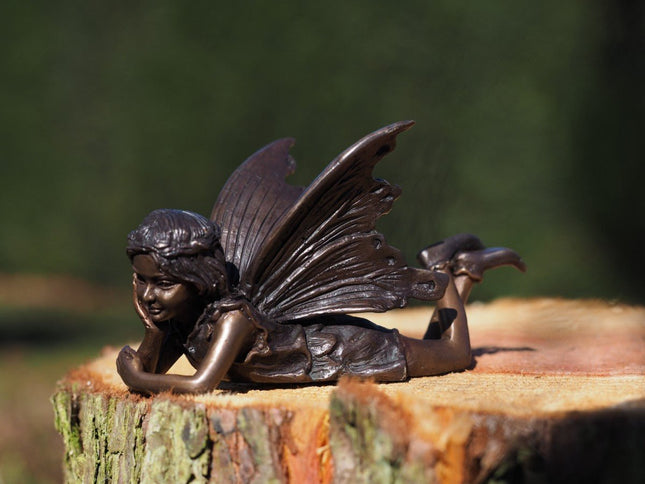 Bronzen beeld Liggende Engel 9x8x16cm - Doika - Bronzen beeld - Doika - 5410807914991 - BS1499B