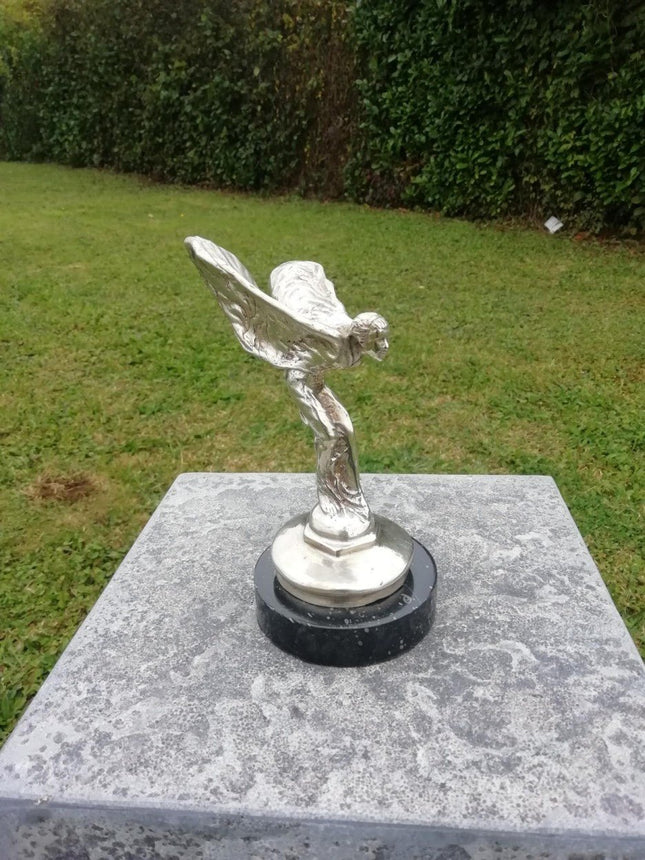 Bronzen beeld Silver lady klein xxcm - Doika - Bronzen beeld - Doika - 5410807610503 - BS61050
