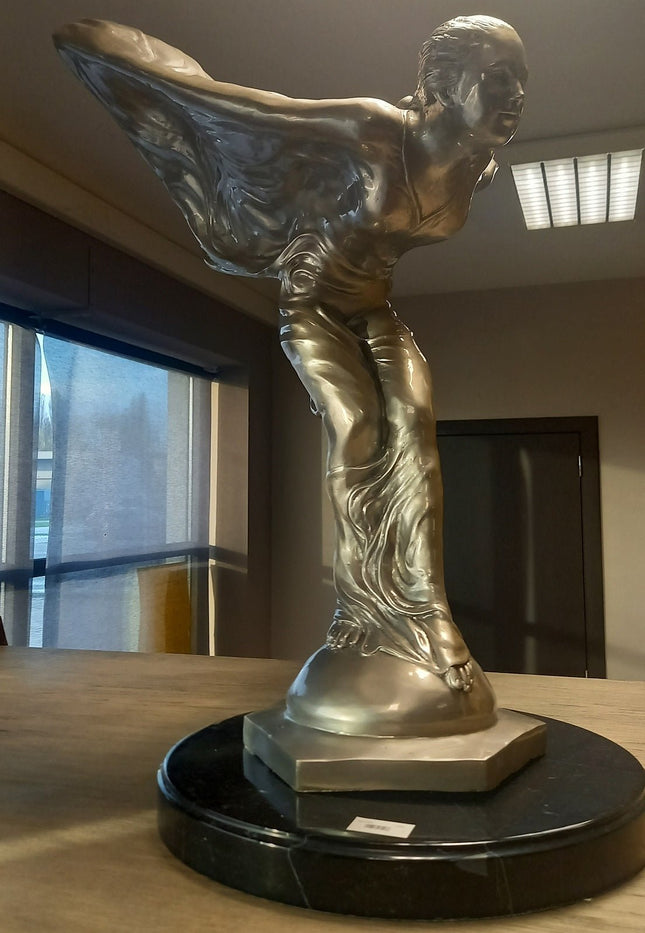 Bronzen beeld Spirit of Extacy 75x38x60cm 35kg - Doika - Bronzen beeld - Doika - 5410807472088 - B47208