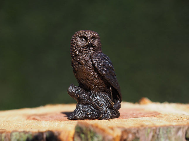 Bronzen beeld Uil op boomstronk 11x5x7cm - Doika - Bronzen beeld - Doika - 5410807015131 - BS1513B