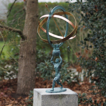 Bronzen Man met zonnewijzer 70x33x35cm - Doika - Zonnewijzer - Doika - 5410807011652 - GA1165BR-V